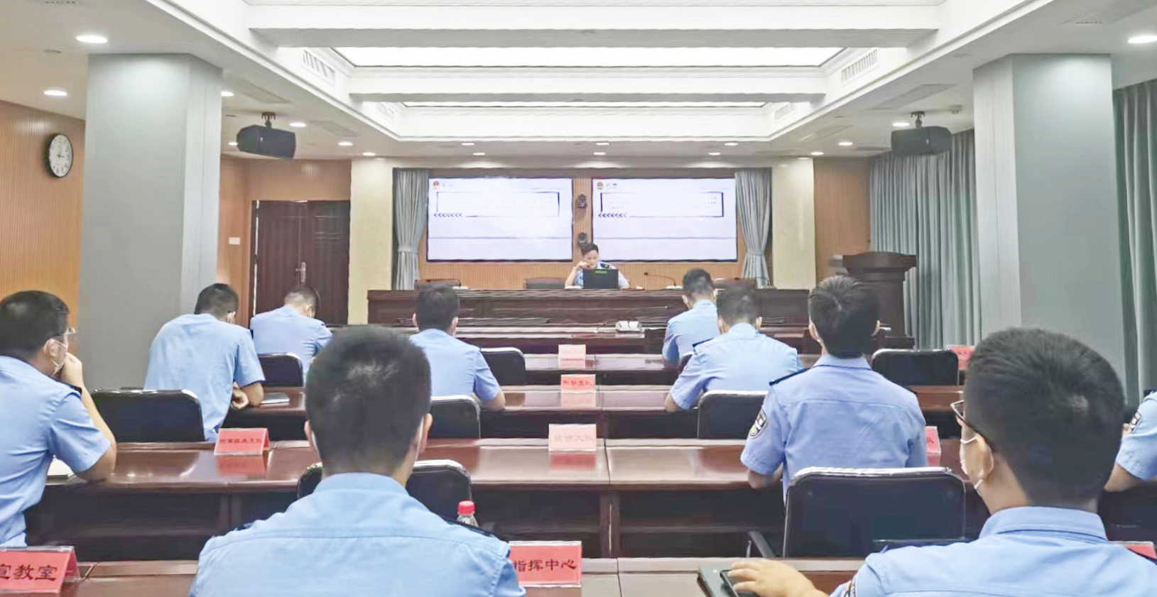 深圳铁路公安处组织开展枪支安全教育培训 