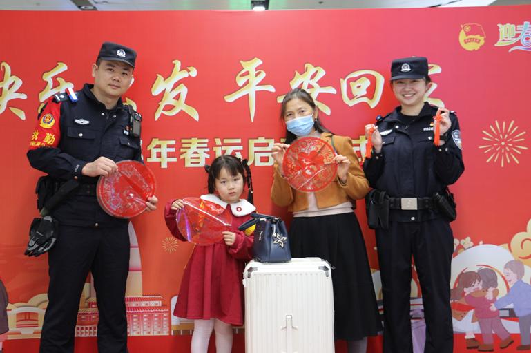整装待发，深铁公安深圳站派出所吹响春运护航冲锋号！ 