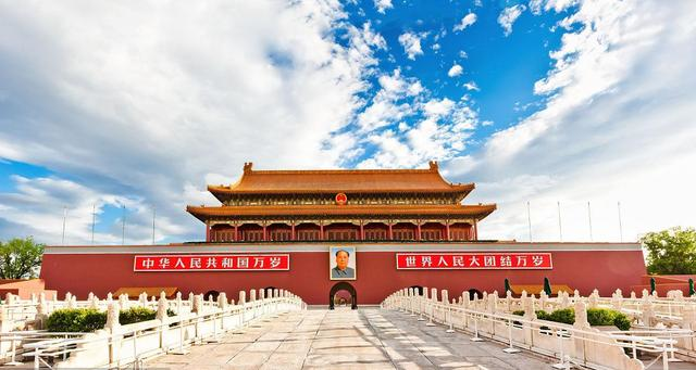 建立健全储能价格机制，推动更多工商业用户直接参与市场交易 
